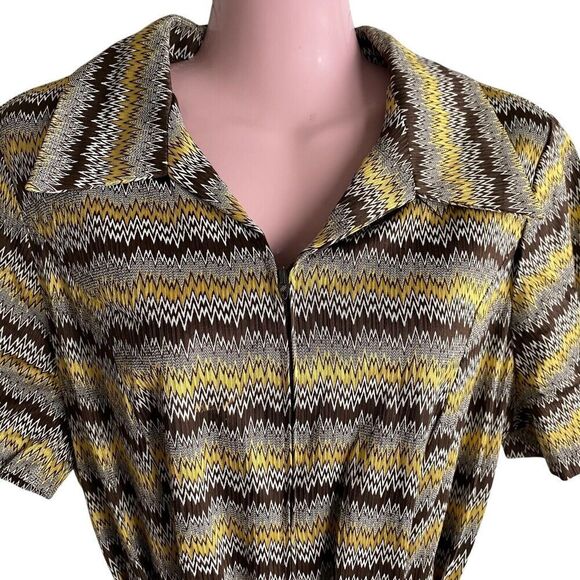 Vtg 1970s Dress Womens Size 22-1/2 Yellow Chevron Zigzag Zip Front Daggar Collar - Picture 4 of 7